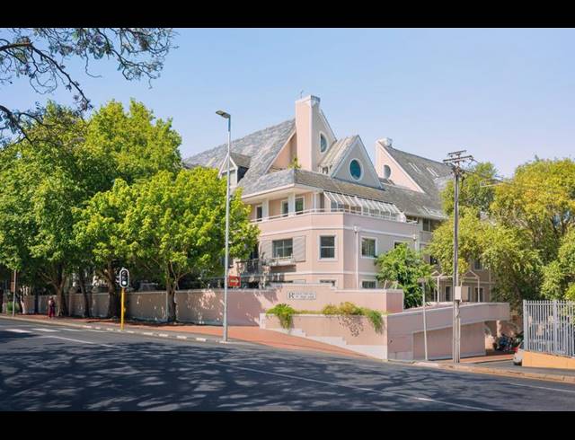 3 BEDROOM PROPERTY TO RENT IN RONDEBOSCH